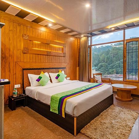 فندق Treebo Srishti Vaikunth With Mountain View شيملا المظهر الخارجي الصورة