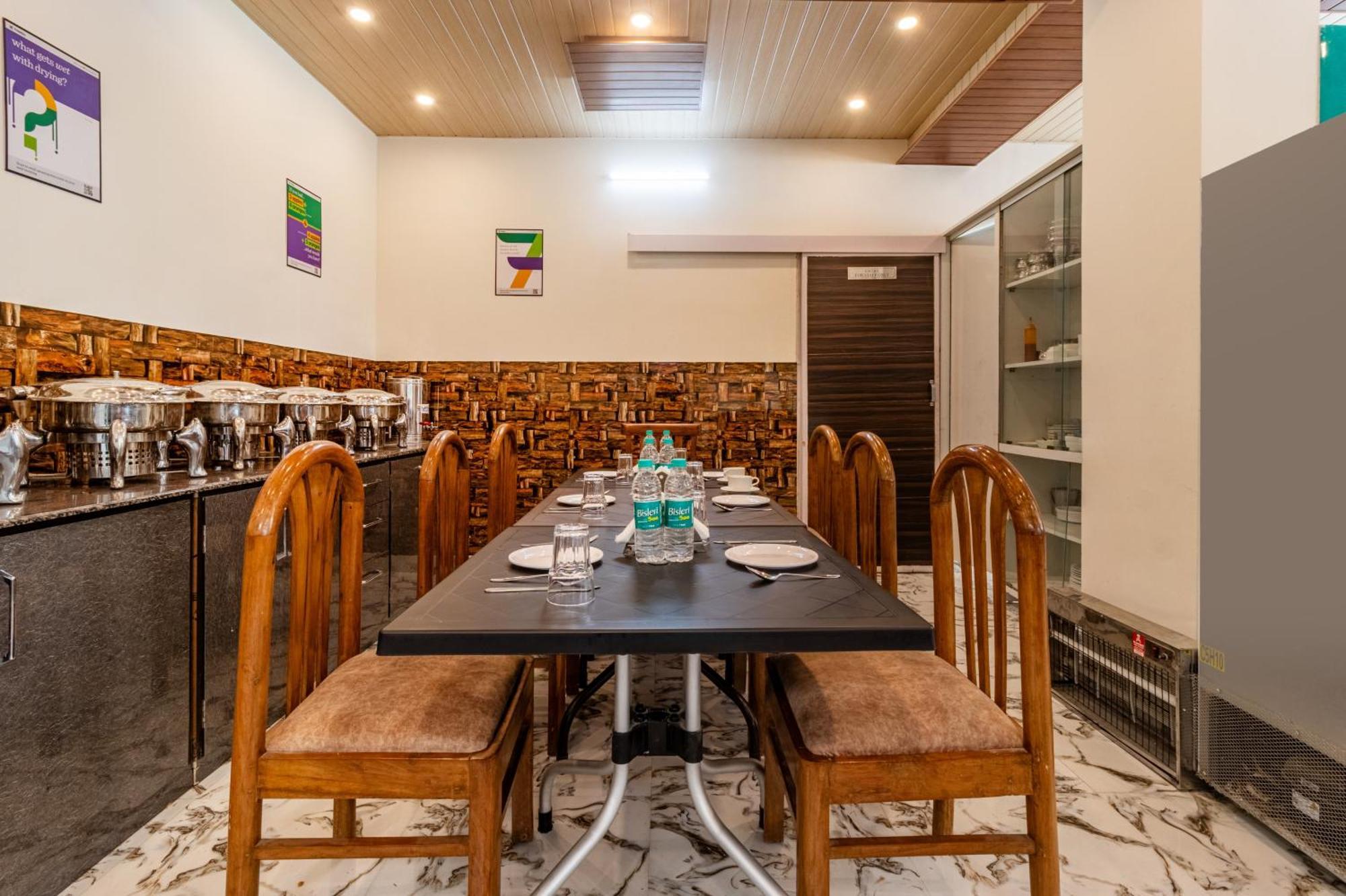 فندق Treebo Srishti Vaikunth With Mountain View شيملا المظهر الخارجي الصورة