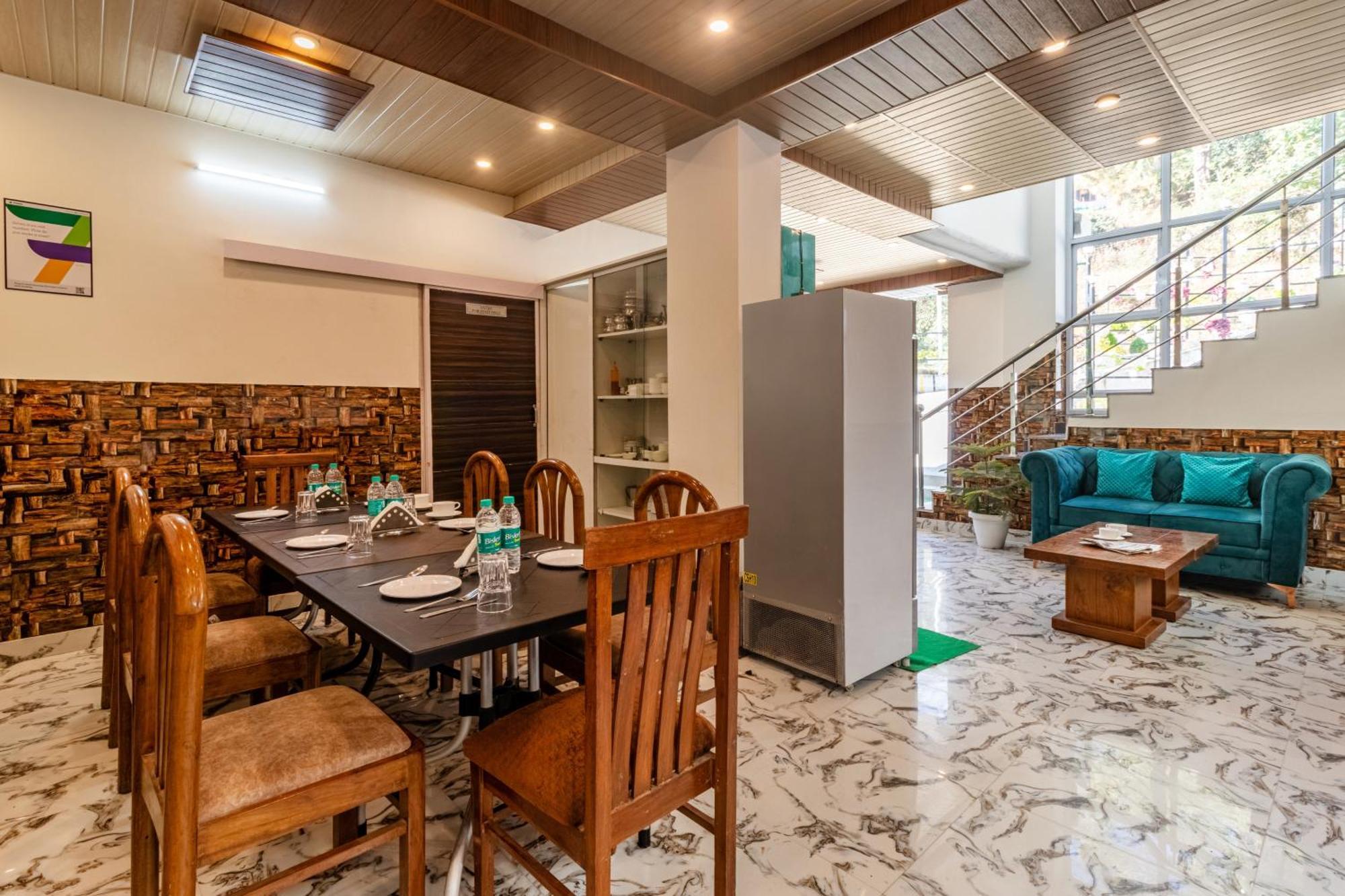 فندق Treebo Srishti Vaikunth With Mountain View شيملا المظهر الخارجي الصورة